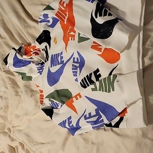 Nike hoodie size M